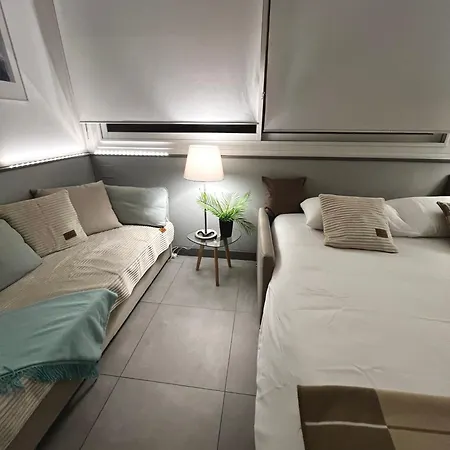 Lovely And Spacious Paris